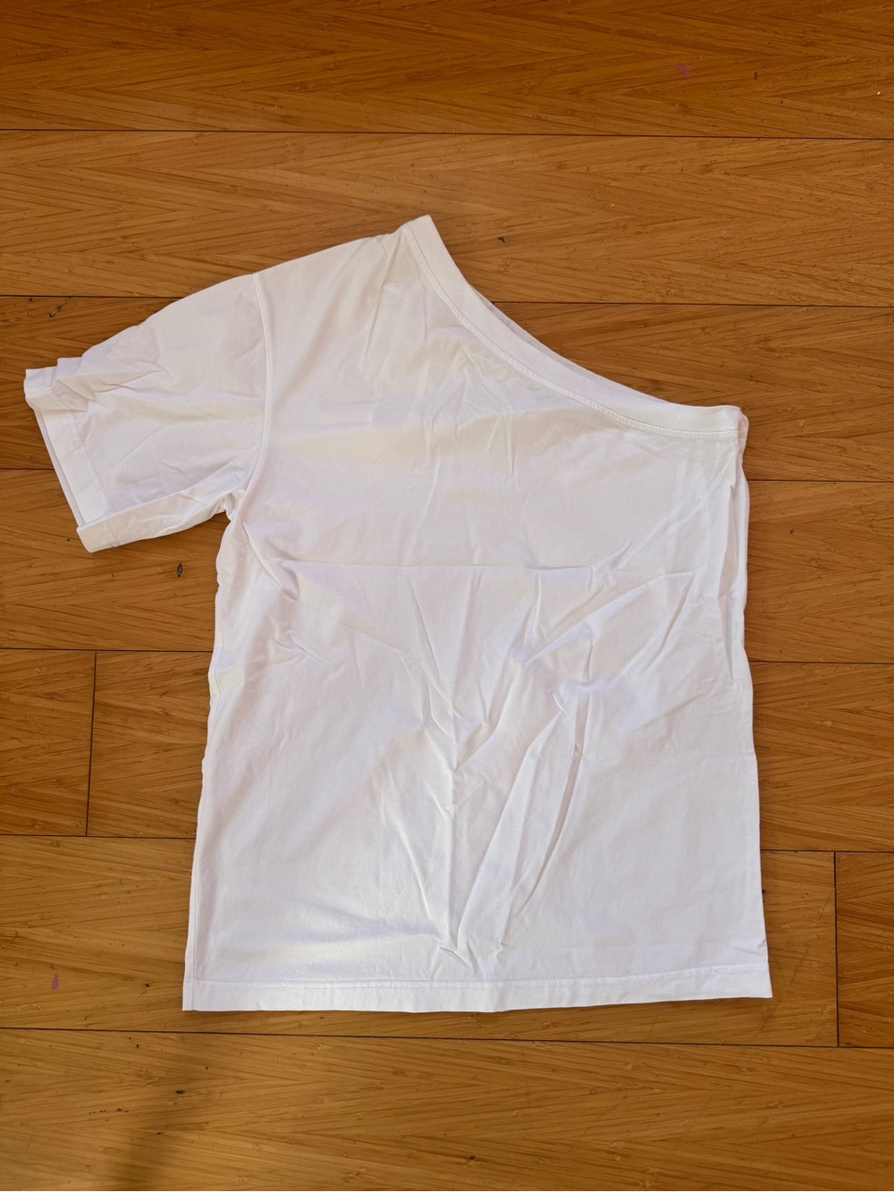 Women’s White One-Shoulder Short Sleeve Tee
